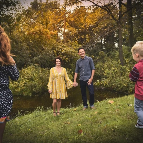 Meet your Posher, Nicole - Picture 1 of 1